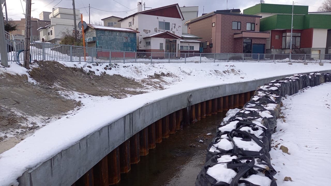 クサンル川防災工事の写真